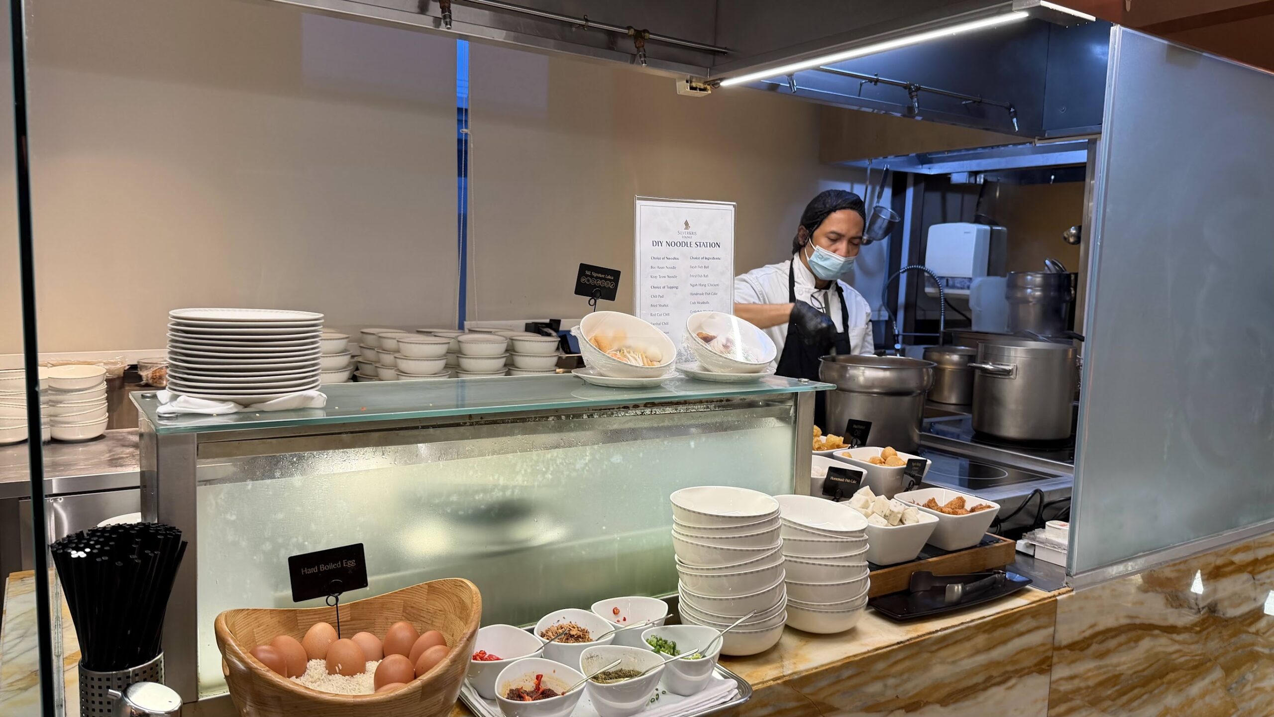 Singapore Airlines SilverKris Business Class Lounge T2 live noodle station